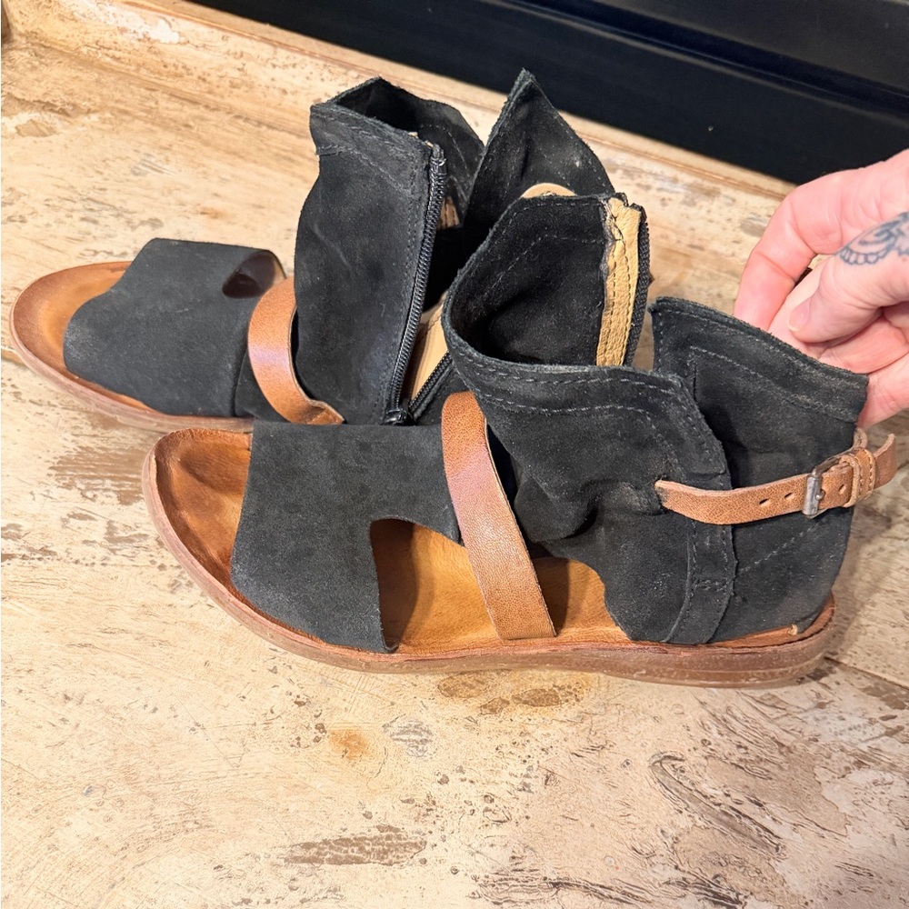 Miz Mooz Black and Brown Sandals